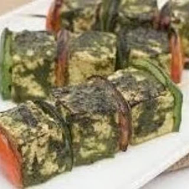 Hara masaley ka bhuna paneer.