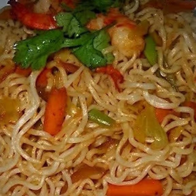 Green chili noodle regular pack.