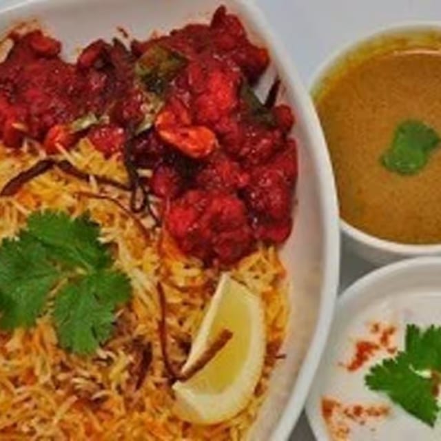 Chicken biryani.